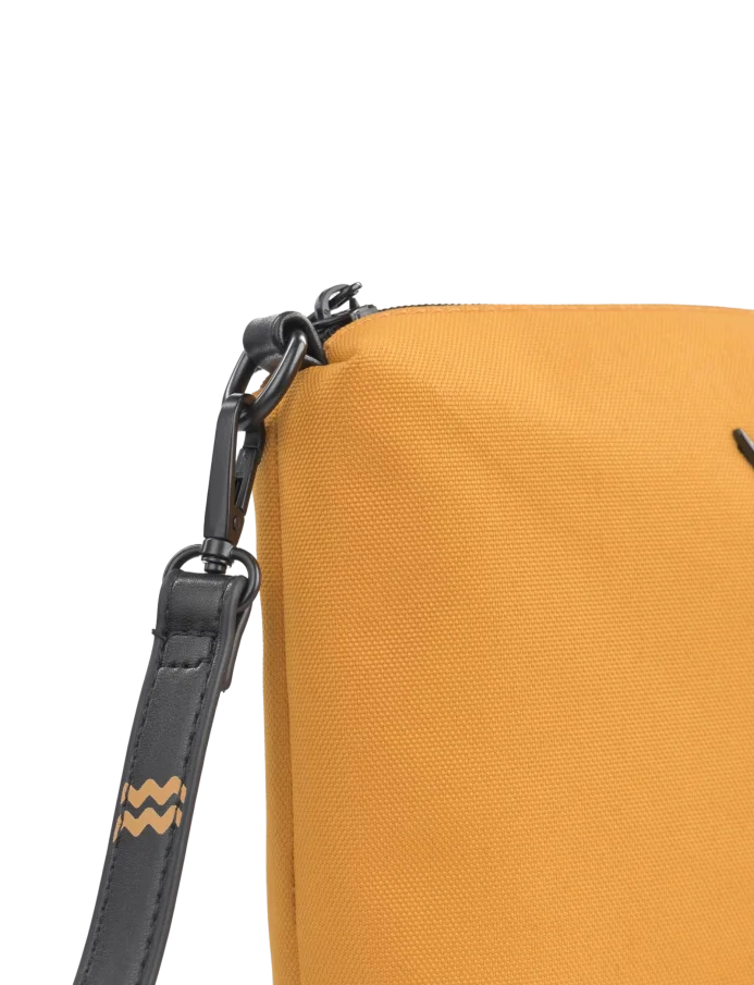 Nuria Yellow