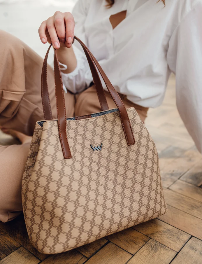 Roselda MN Brown