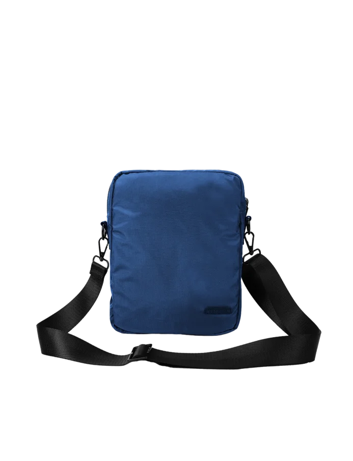 Arllo Blue
