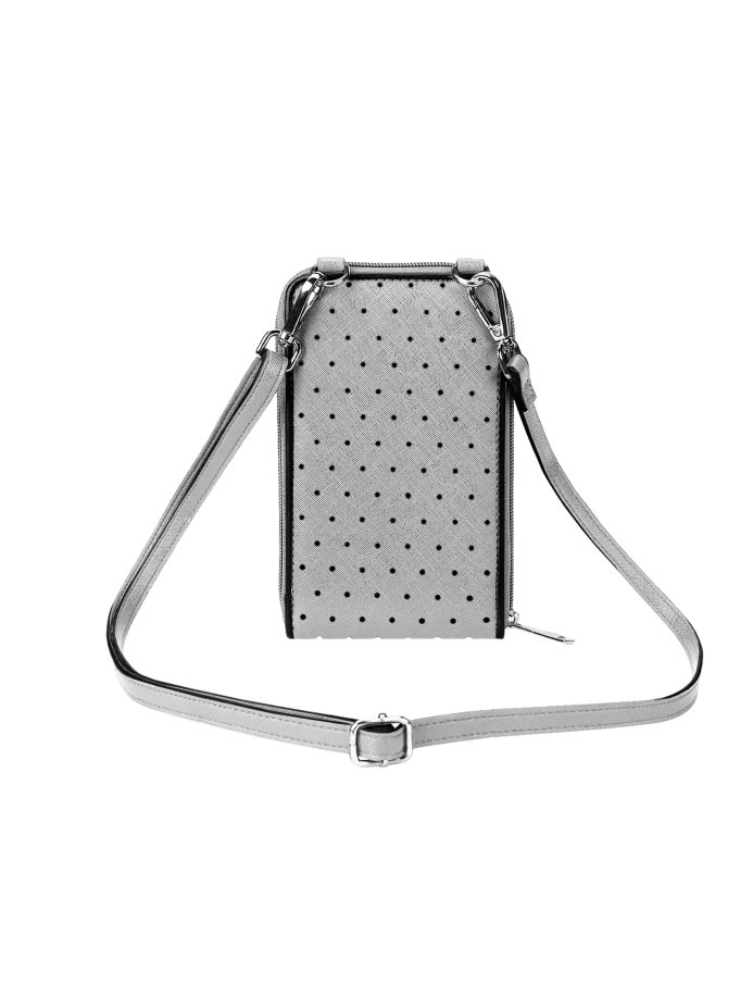 Nikolett Grey
