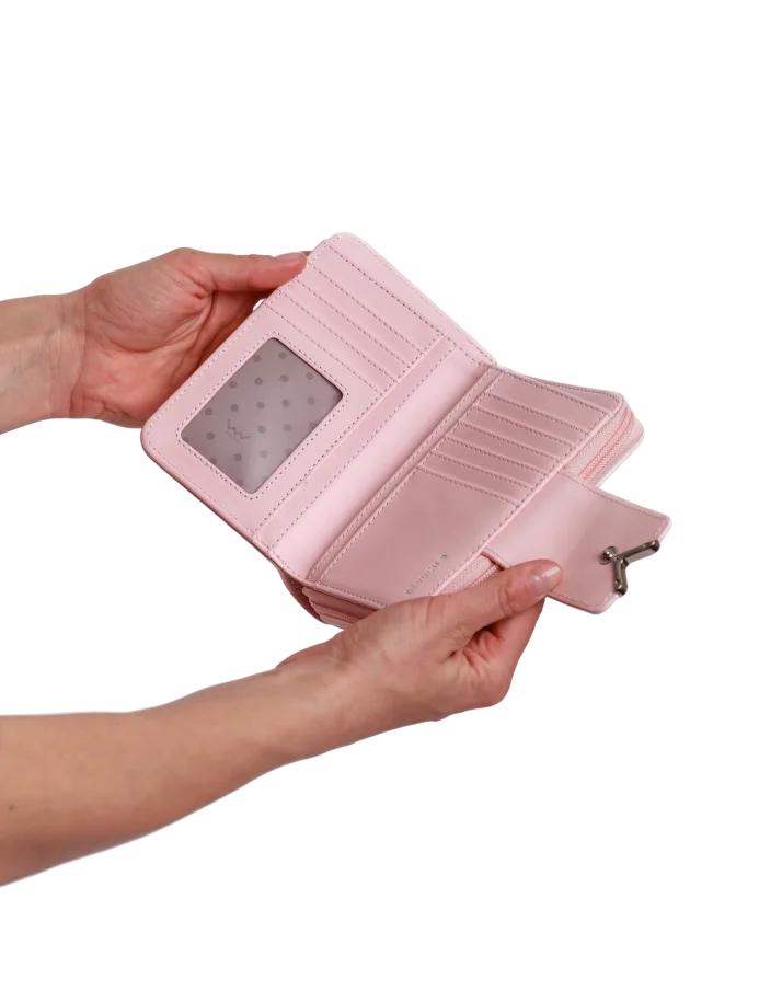 Marthia Pink