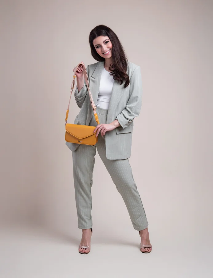 Emina Mustard
