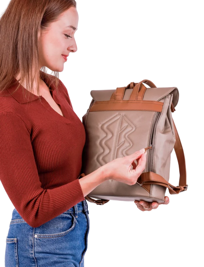 Joanna E Beige