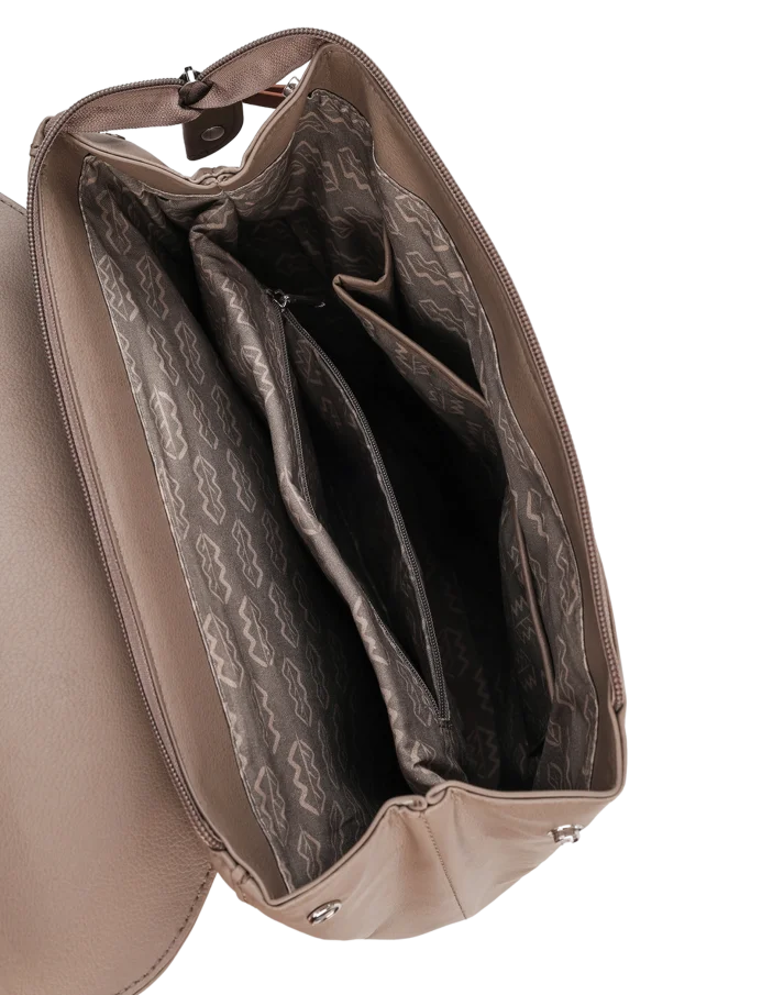 Joanna E Beige