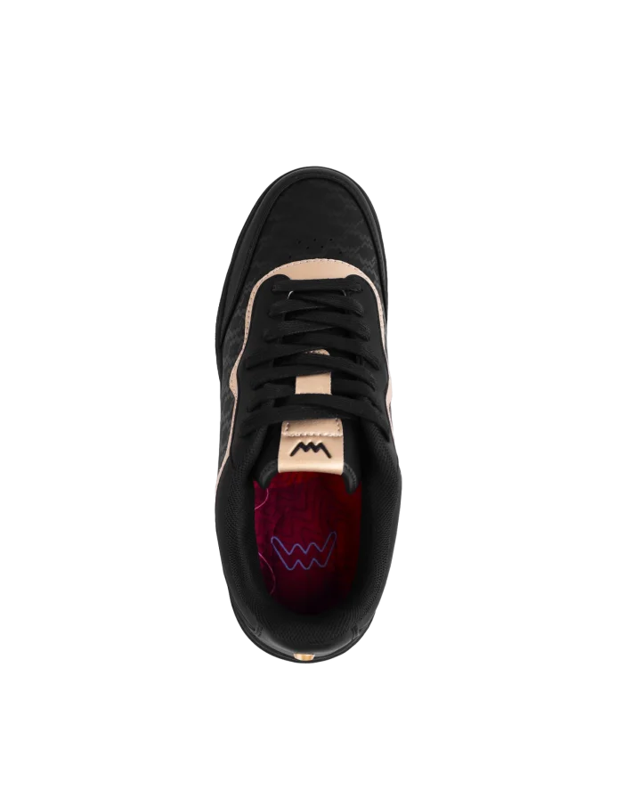 Aura Black - 39