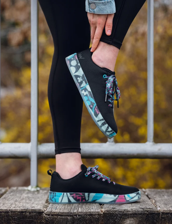Dazzle Black - 42