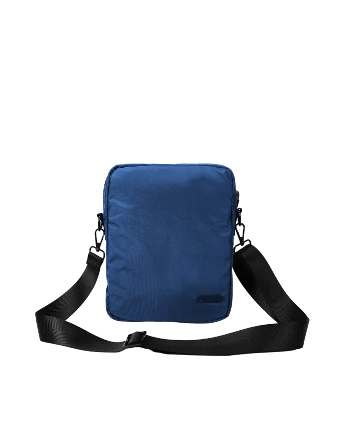 Arllo Blue