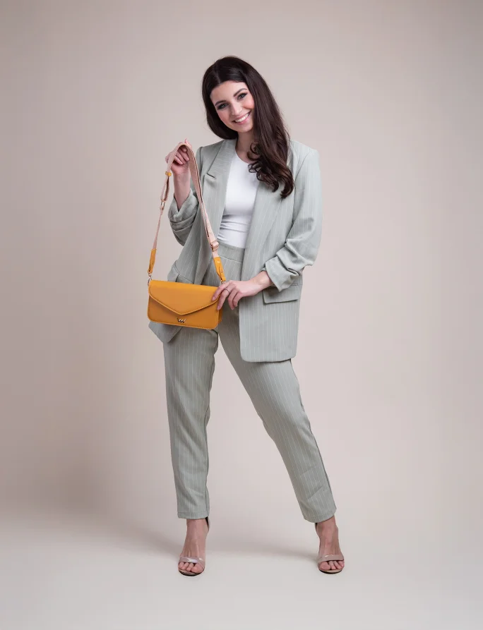 Emina Mustard