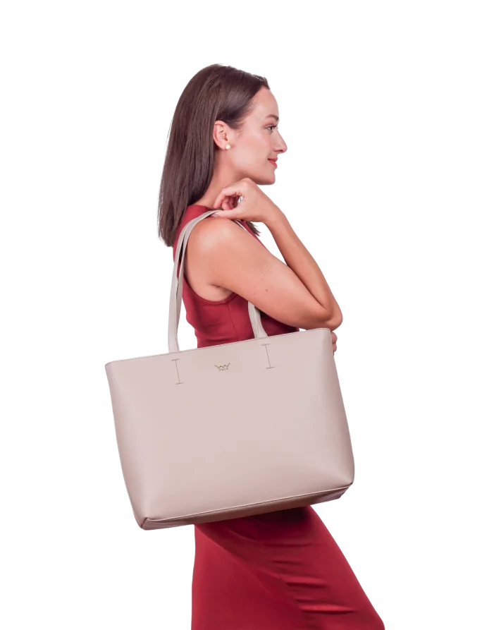 Coleen Beige