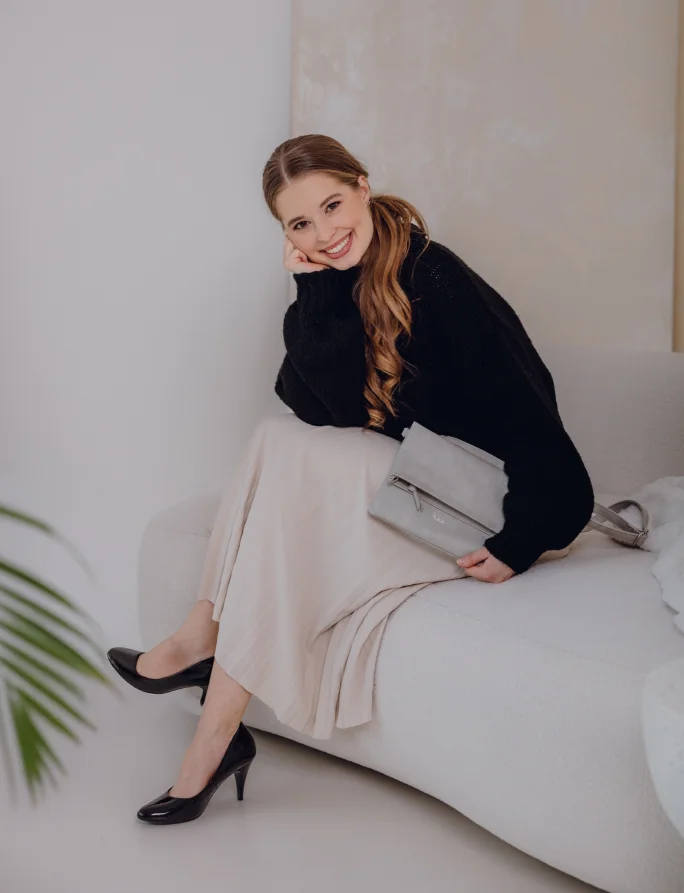 Isla Grey