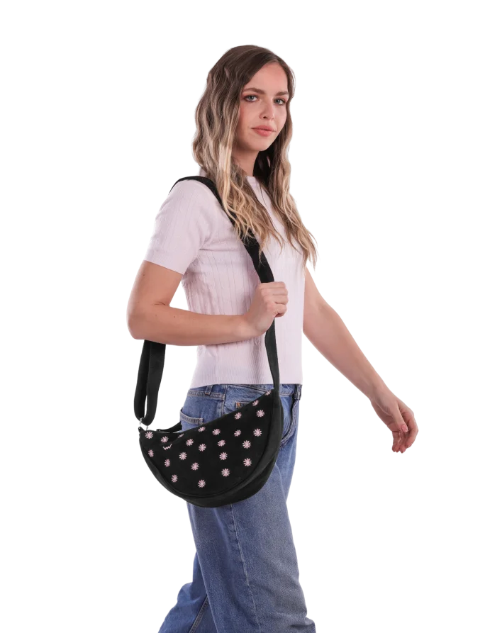 Clorinda Daisy Black