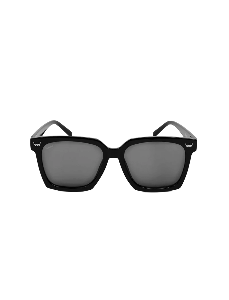 Maveny Black