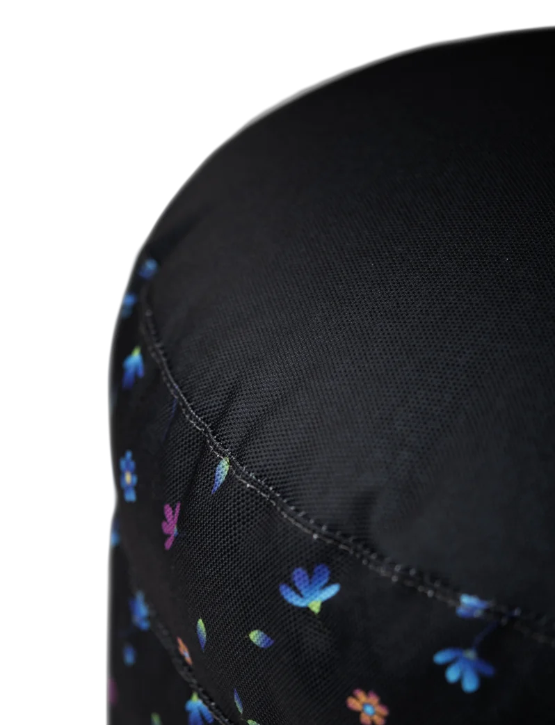 Nea Meadow Black