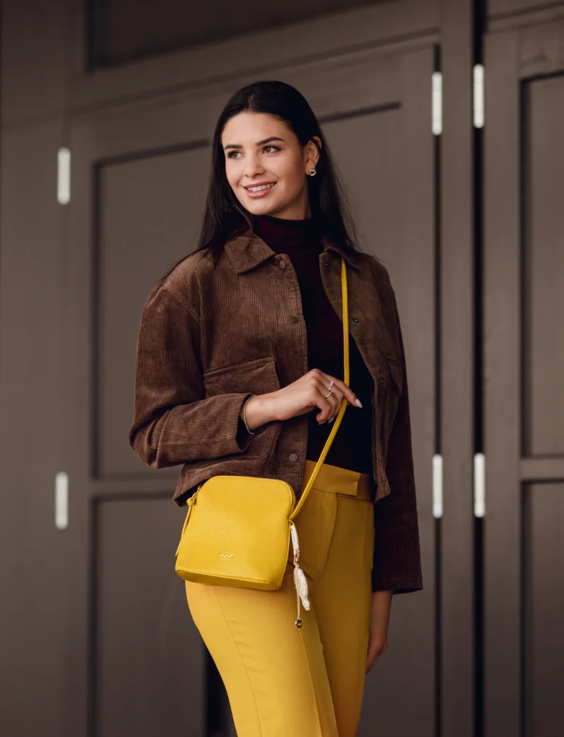 Essel Yellow