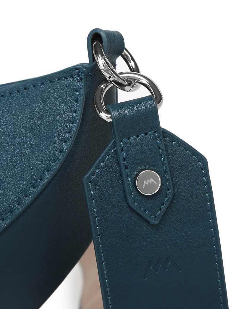 Tricia Basic Petrol