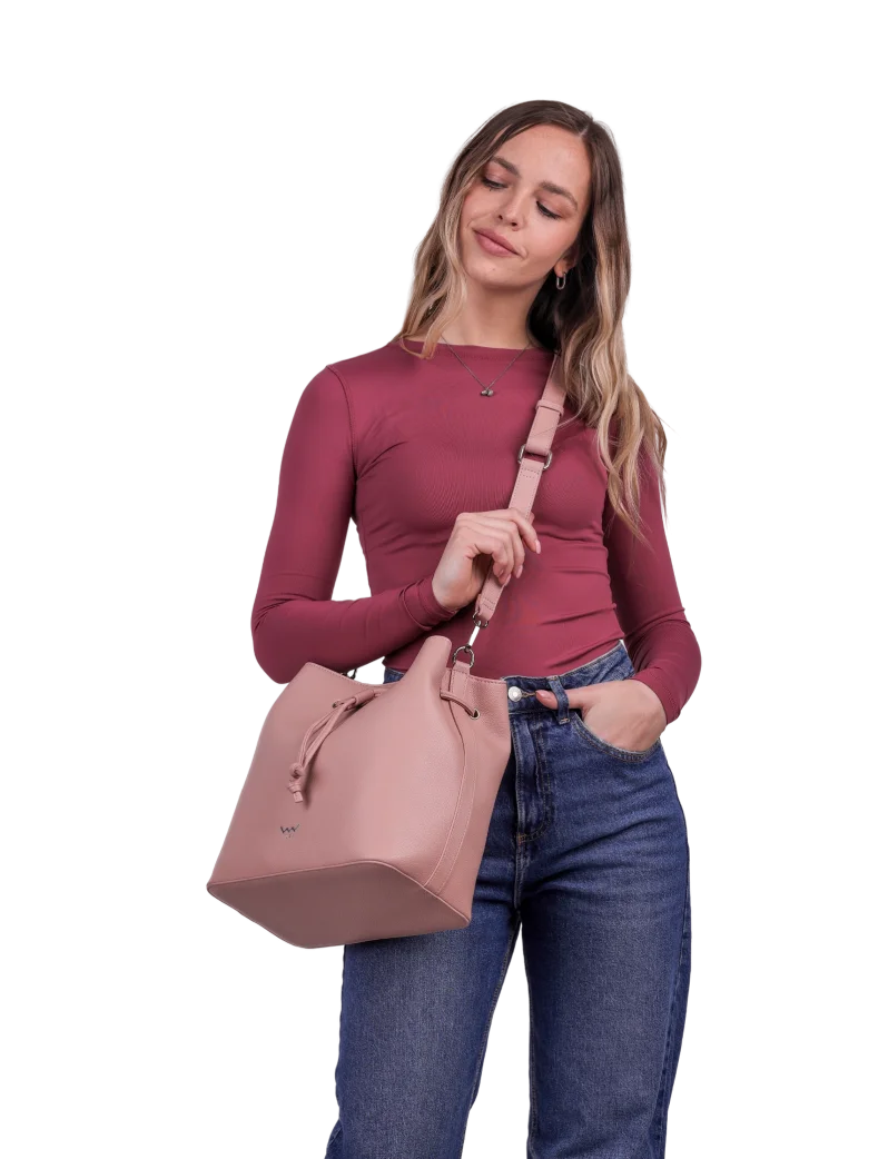 Taya Pink