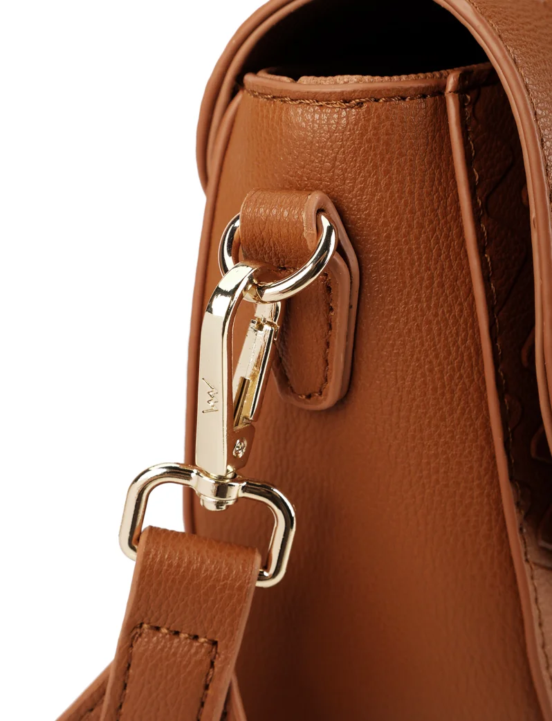 Duilio MN Brown